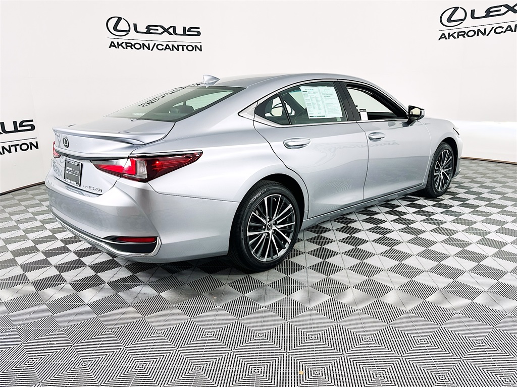 used 2022 Lexus ES car, priced at $32,490