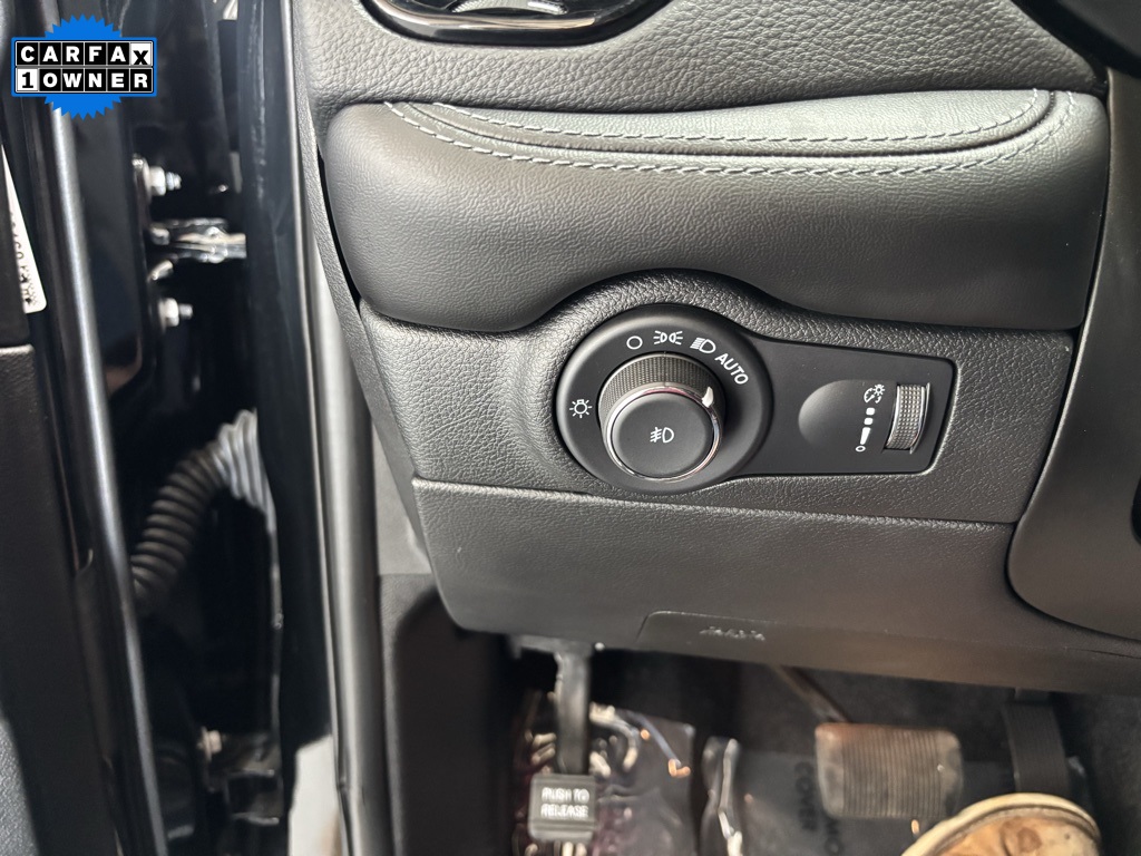 used 2022 Dodge Durango car, priced at $33,427