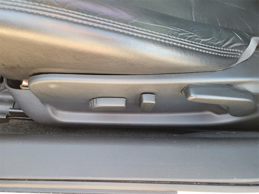 used 2009 Nissan Altima car, priced at $4,995