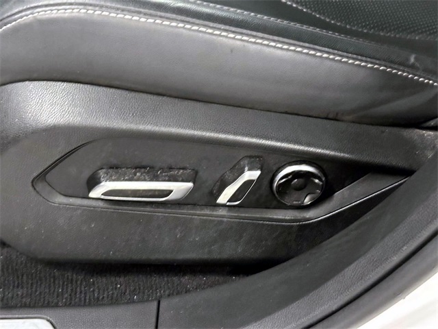 used 2022 Acura RDX car, priced at $35,865