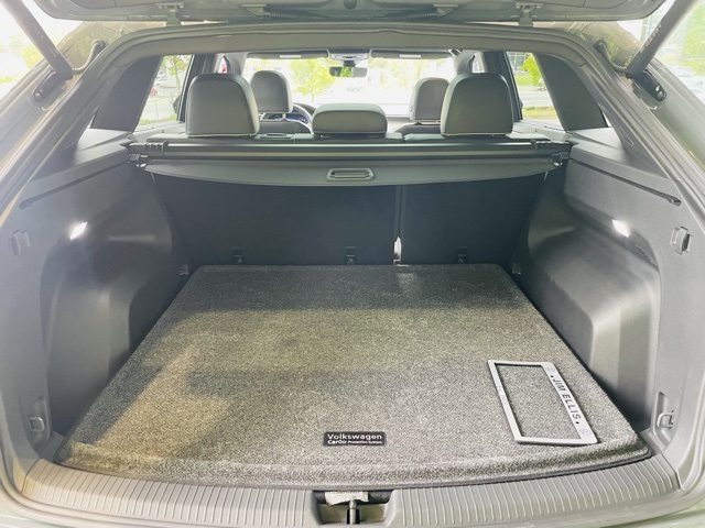 used 2024 Volkswagen Atlas Cross Sport car, priced at $39,900