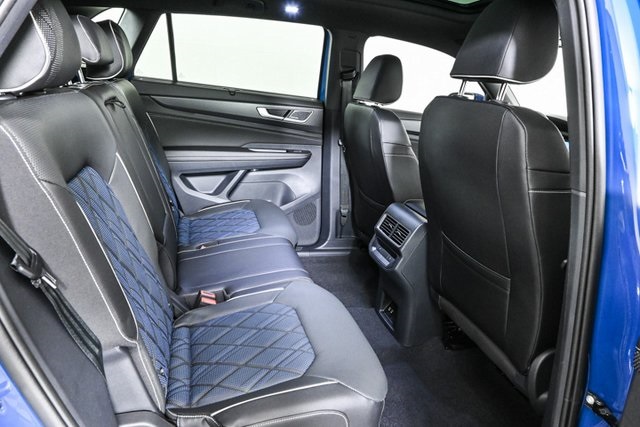 new 2025 Volkswagen Atlas Cross Sport car, priced at $54,182