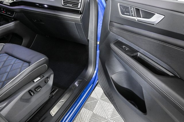 new 2025 Volkswagen Atlas Cross Sport car, priced at $54,182