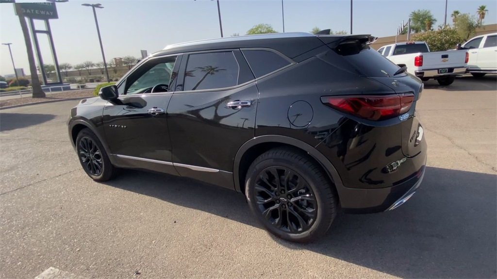 used 2025 Chevrolet Blazer car
