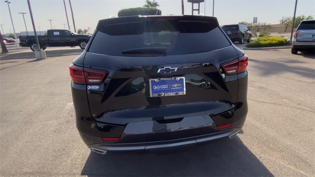 used 2025 Chevrolet Blazer car