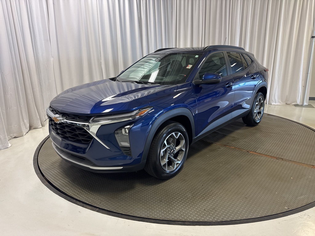 used 2024 Chevrolet Trax car, priced at $22,151