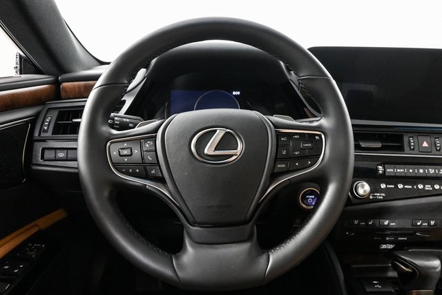 used 2022 Lexus ES car, priced at $37,839
