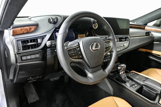 used 2022 Lexus ES car, priced at $37,839