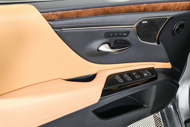 used 2022 Lexus ES car, priced at $37,839