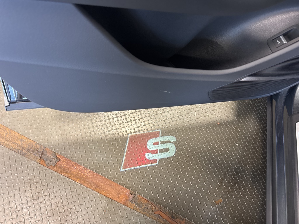 used 2021 Audi SQ8 car, priced at $47,254
