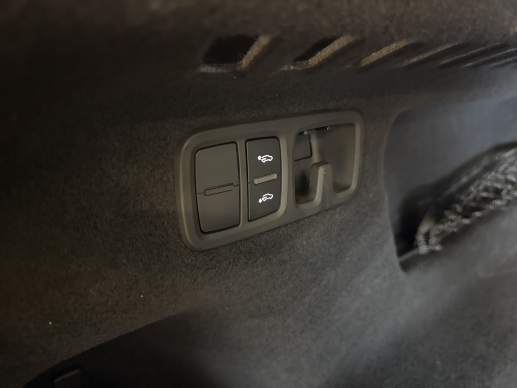 used 2021 Audi SQ8 car, priced at $47,254