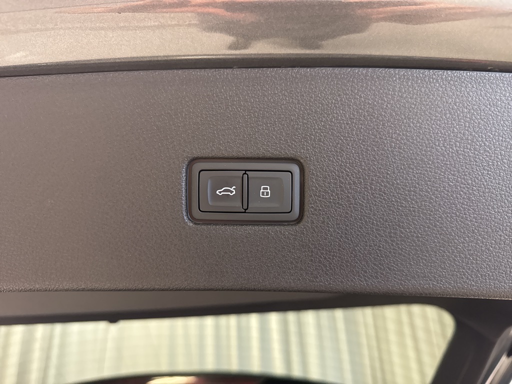 used 2021 Audi SQ8 car, priced at $47,254