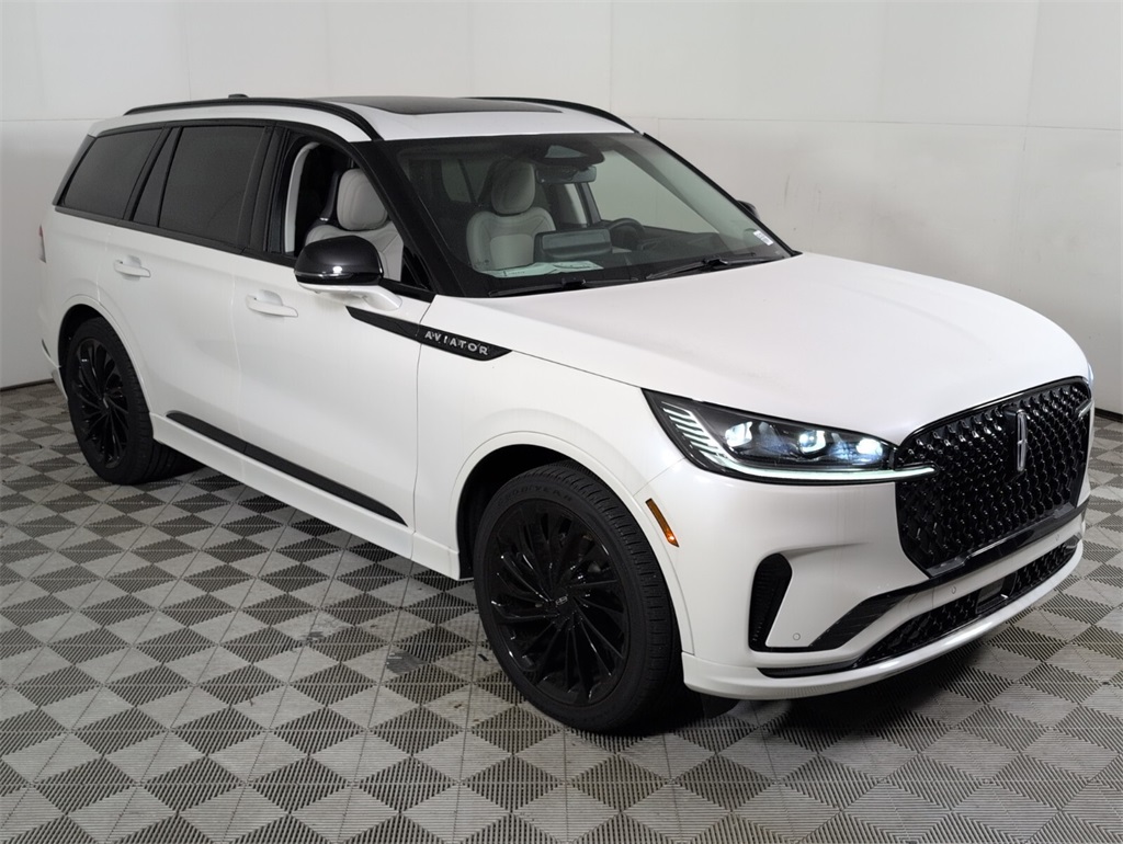 new 2025 Lincoln Aviator car, priced at $75,504