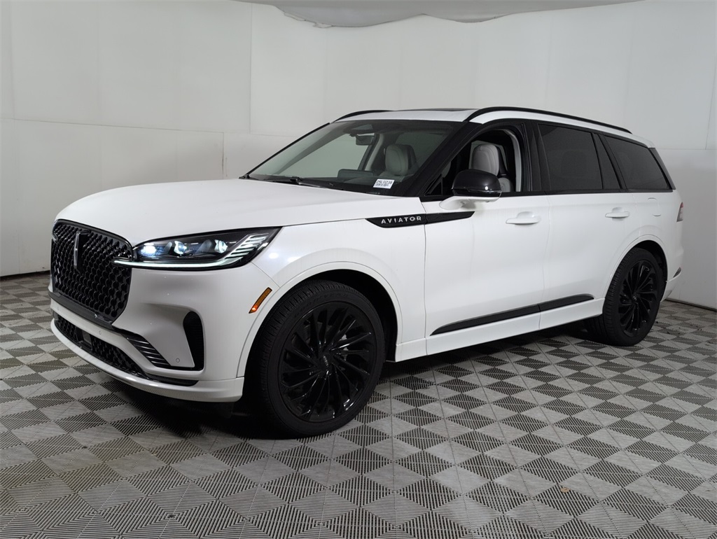 new 2025 Lincoln Aviator car, priced at $75,504