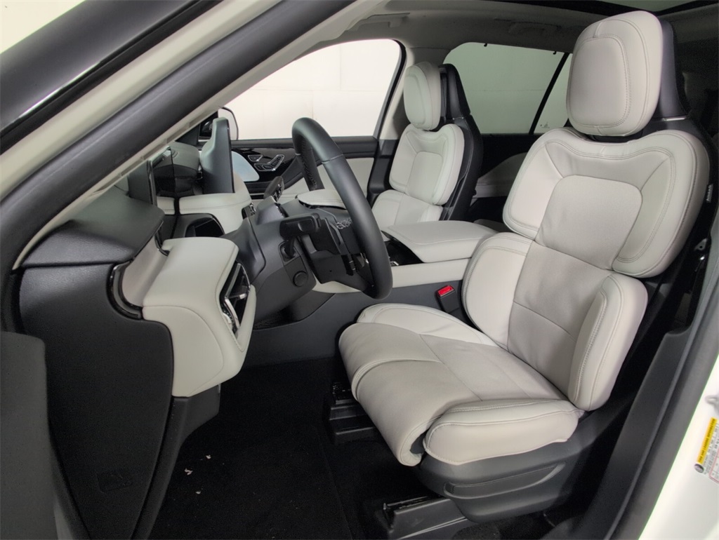 new 2025 Lincoln Aviator car, priced at $75,504