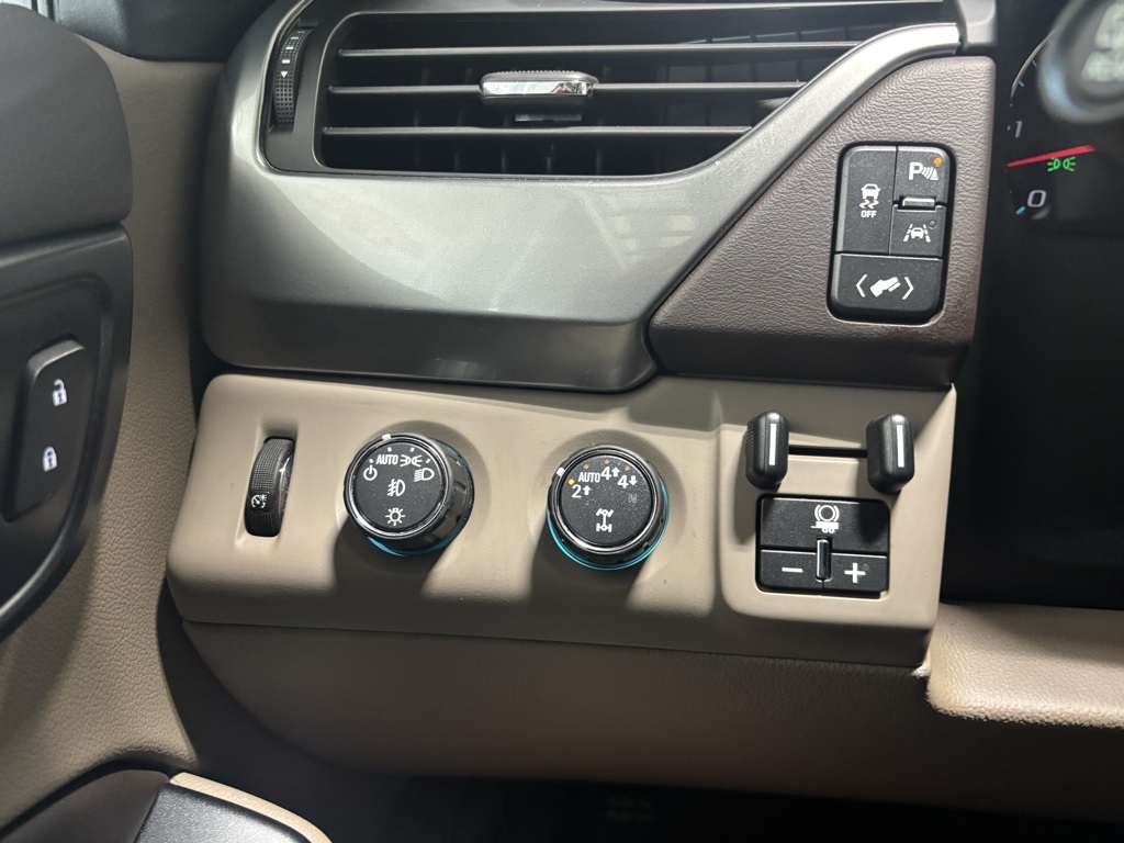 used 2019 Chevrolet Tahoe car, priced at $30,500