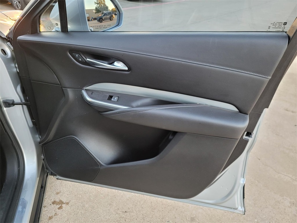 used 2020 Cadillac XT4 car, priced at $20,295