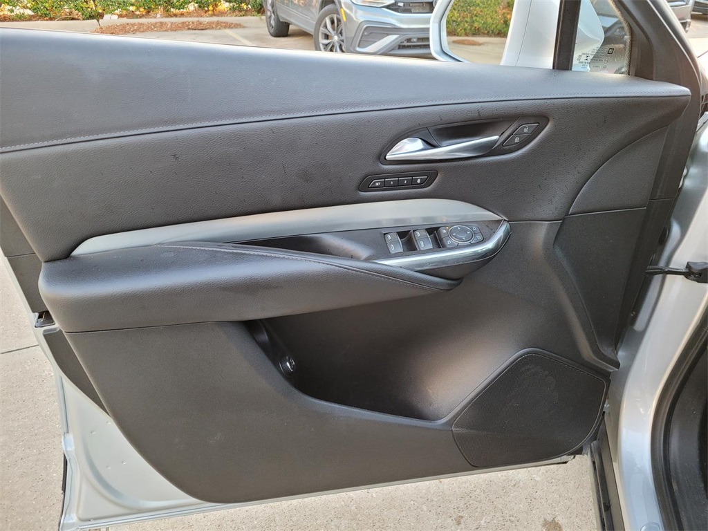 used 2020 Cadillac XT4 car, priced at $20,295