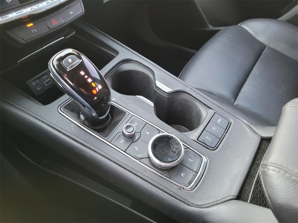 used 2020 Cadillac XT4 car, priced at $20,295