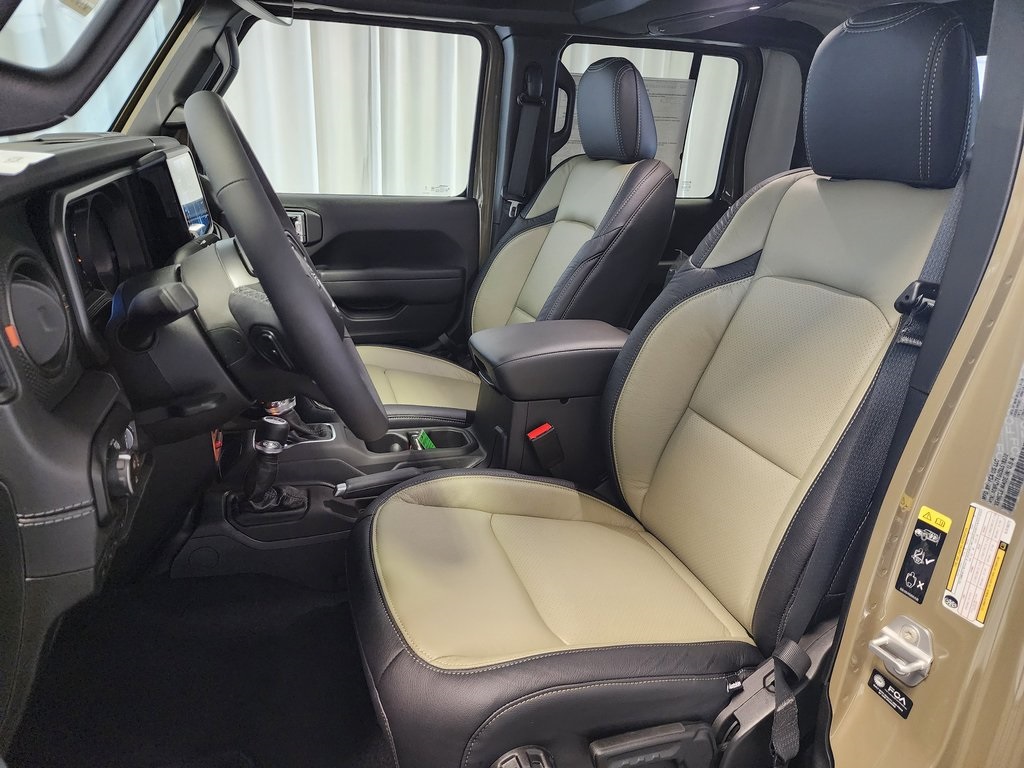 new 2025 Jeep Gladiator car, priced at $60,999
