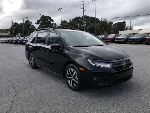 new 2026 Honda Odyssey car, priced at $45,250