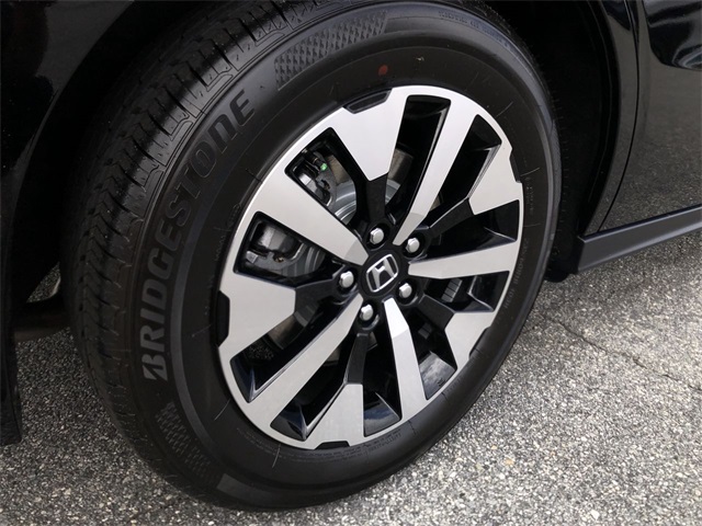 new 2026 Honda Odyssey car, priced at $45,250