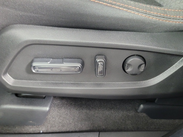 used 2025 Honda Pilot car, priced at $42,995