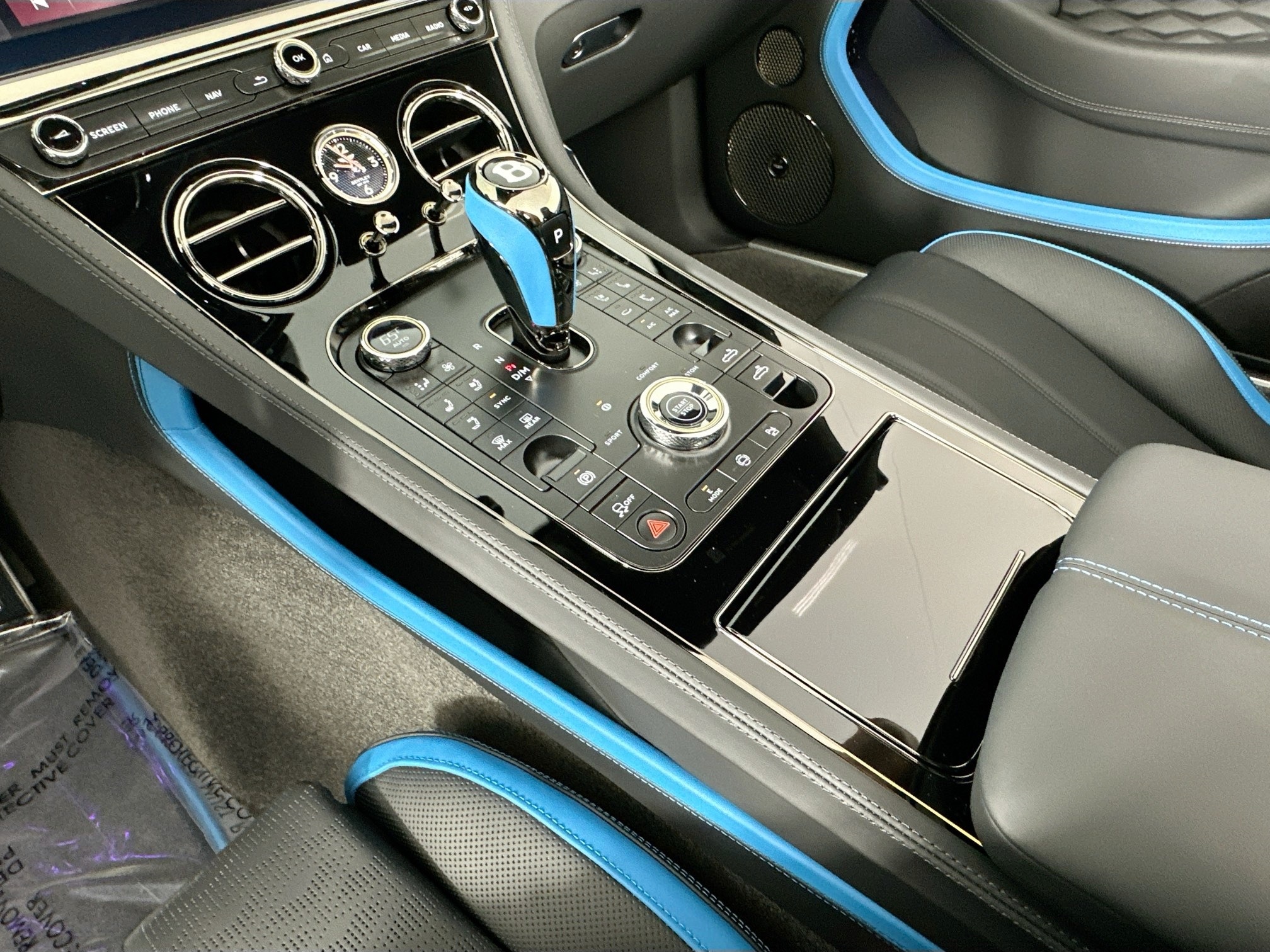 new 2025 Bentley Continental GTC car