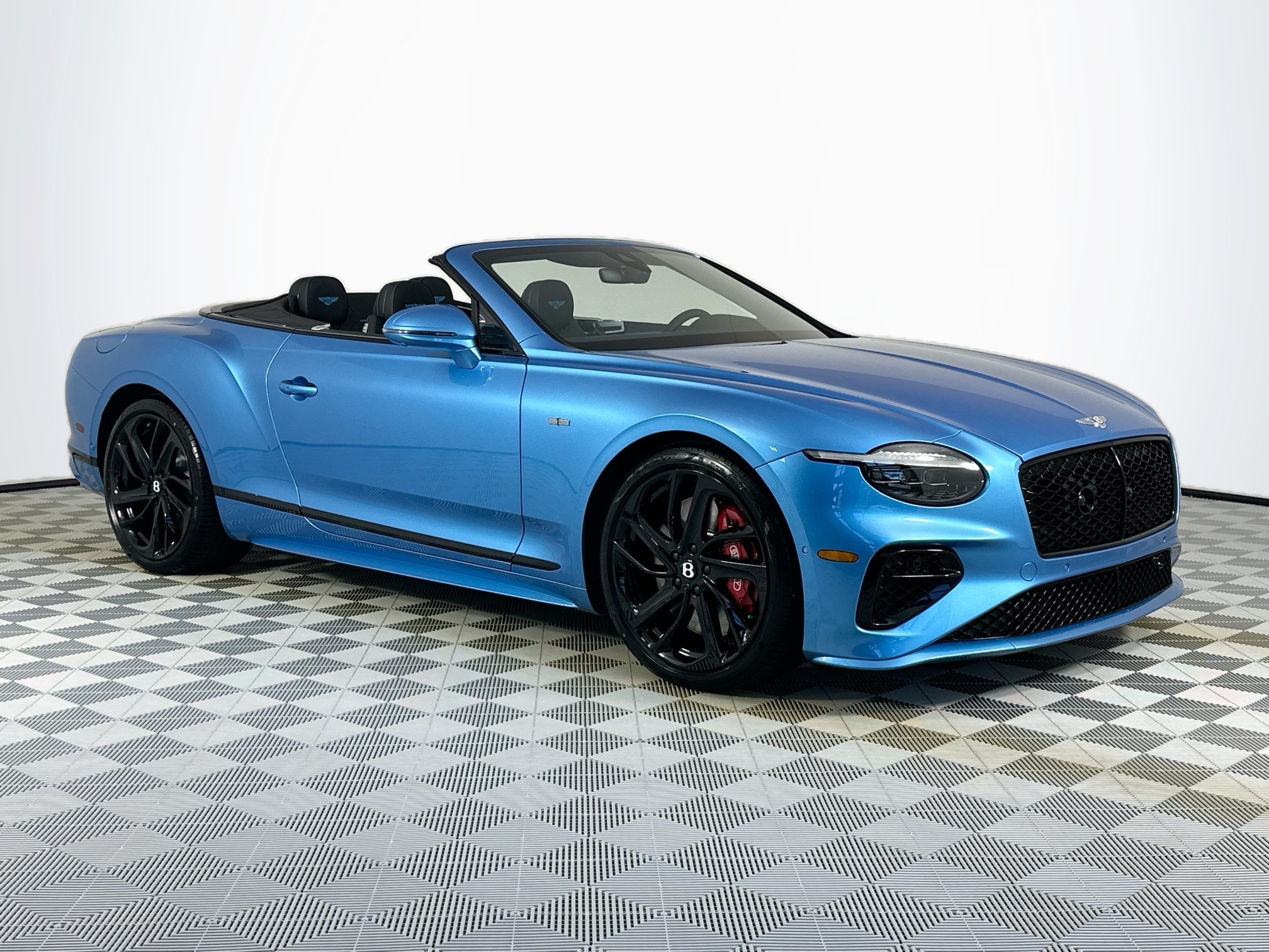new 2025 Bentley Continental GTC car