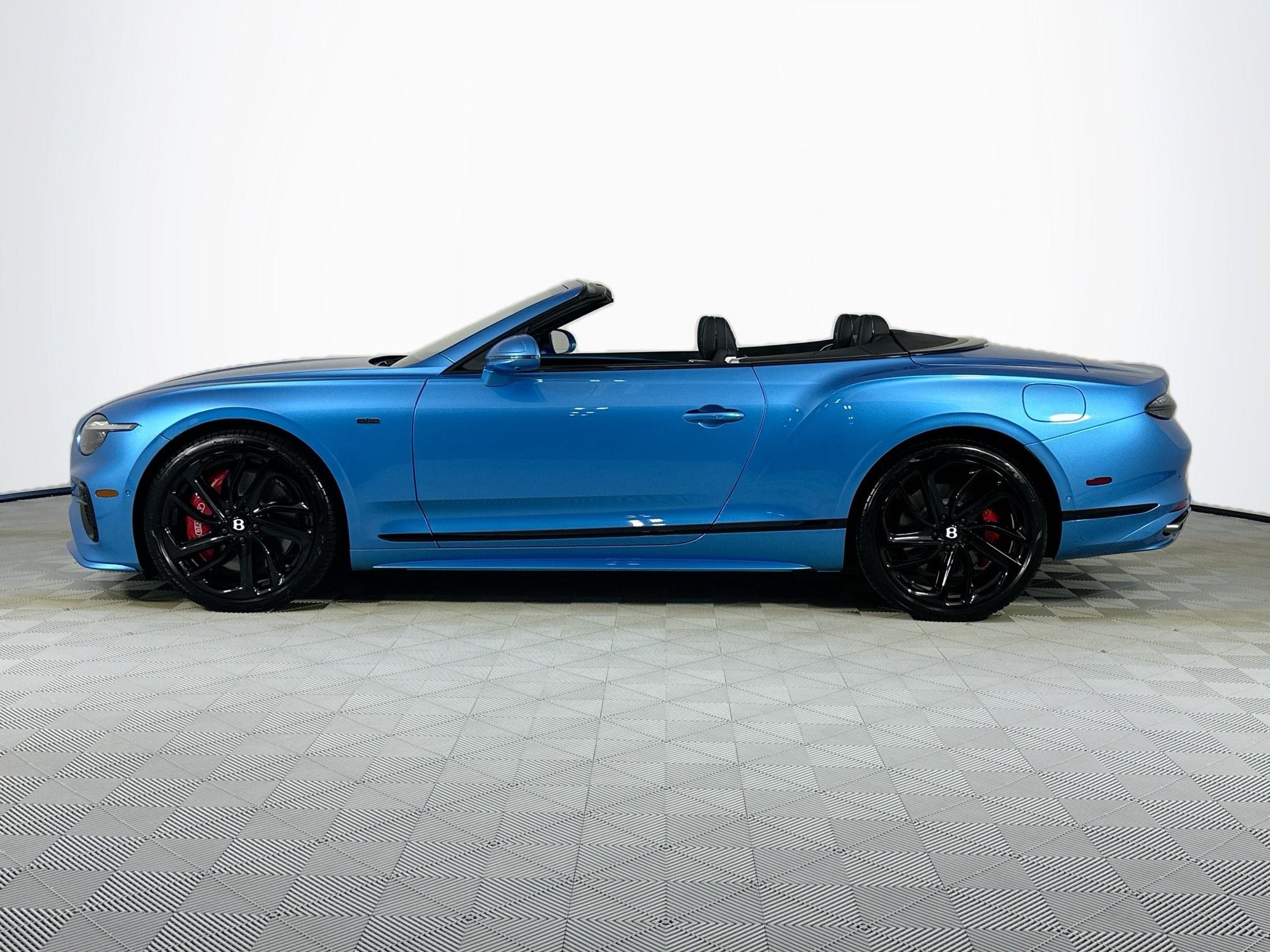 new 2025 Bentley Continental GTC car