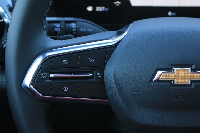 new 2026 Chevrolet Equinox car, priced at $32,545