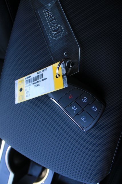 new 2026 Chevrolet Equinox car, priced at $32,545