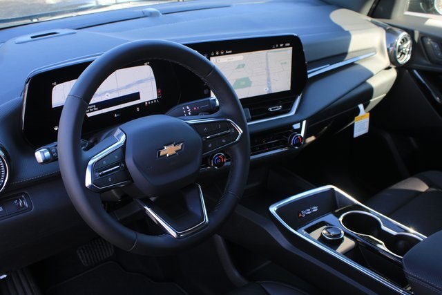 new 2026 Chevrolet Equinox car, priced at $32,545