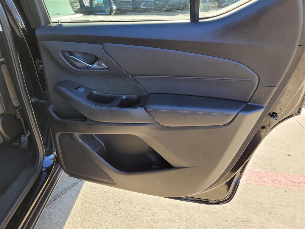 used 2020 Chevrolet Traverse car, priced at $21,995