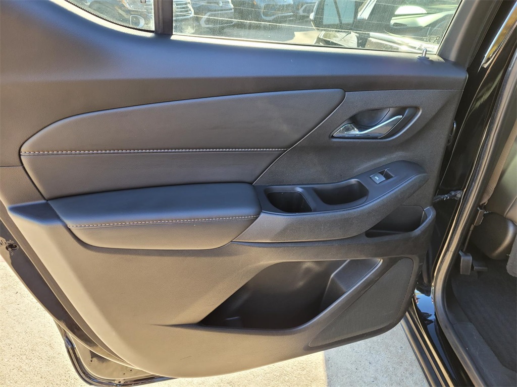 used 2020 Chevrolet Traverse car, priced at $21,995