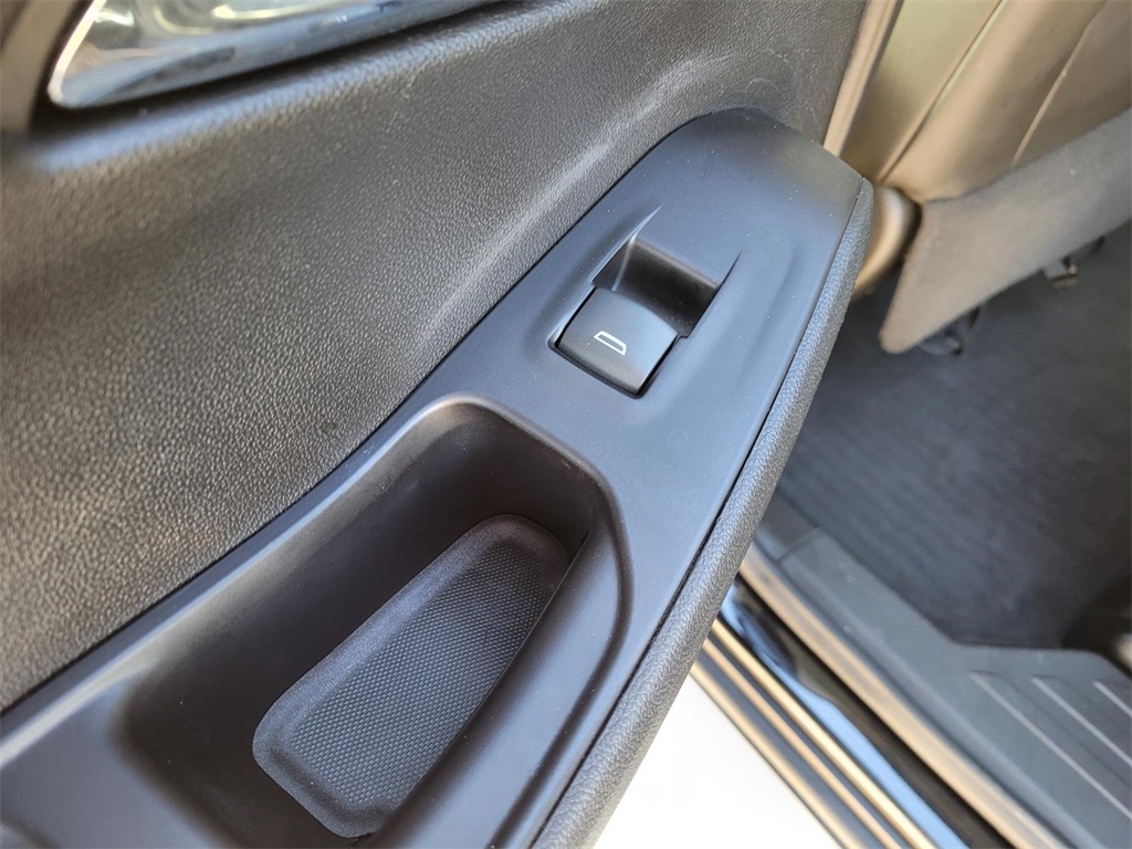 used 2020 Chevrolet Traverse car, priced at $21,995