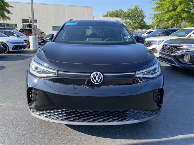 used 2023 Volkswagen ID.4 car, priced at $28,122