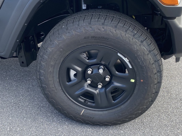 new 2026 Jeep Wrangler car, priced at $31,305