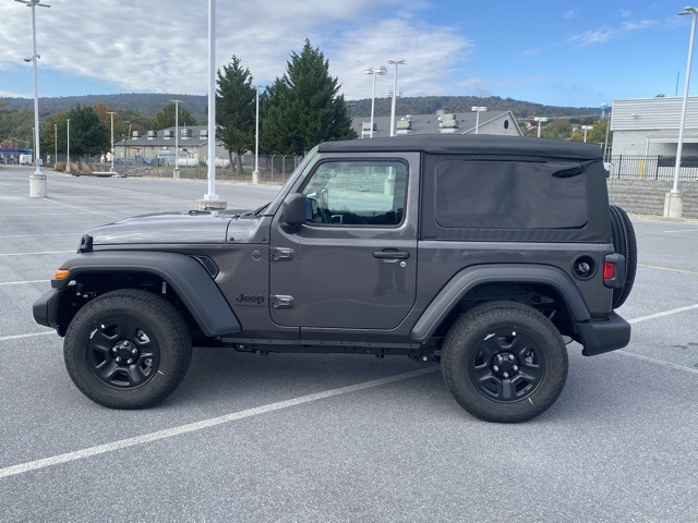 new 2026 Jeep Wrangler car, priced at $31,305