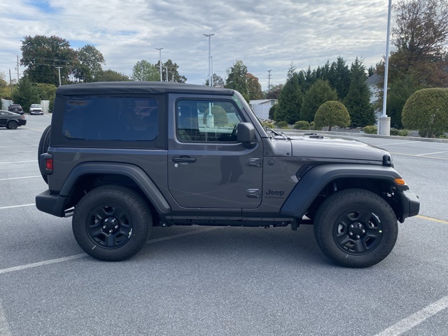 new 2026 Jeep Wrangler car, priced at $31,305
