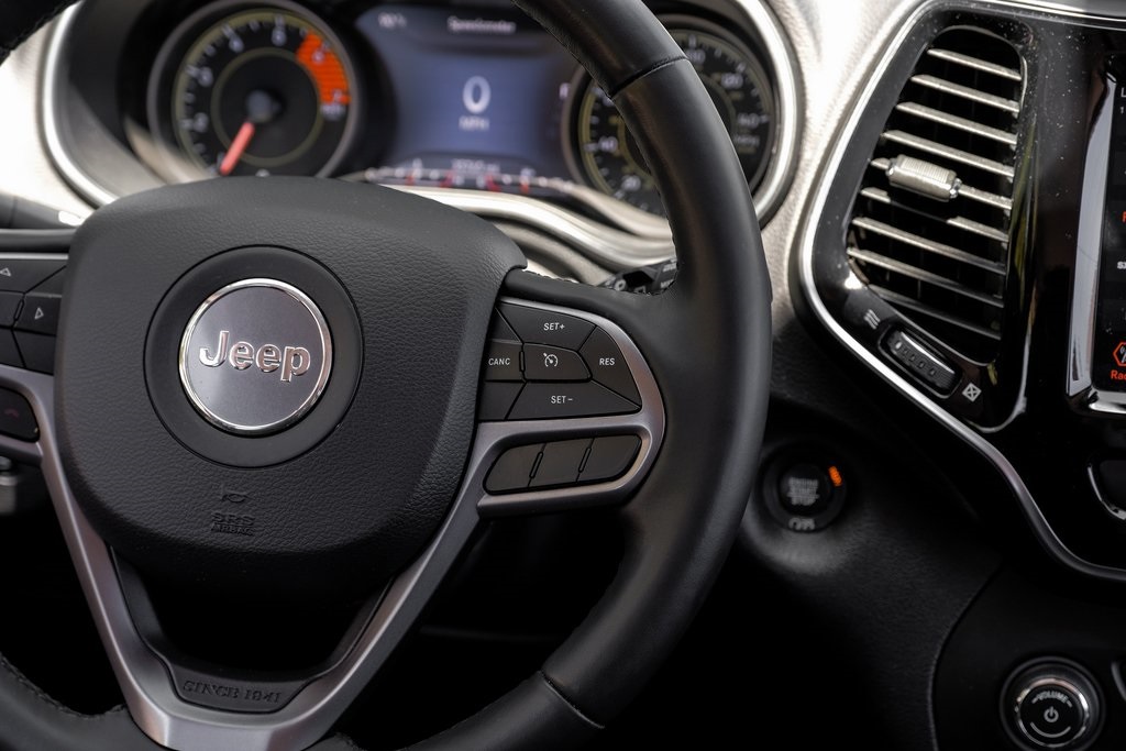 used 2019 Jeep Cherokee car, priced at $21,317