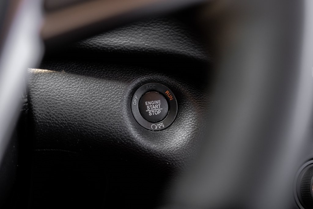 used 2019 Jeep Cherokee car, priced at $21,317