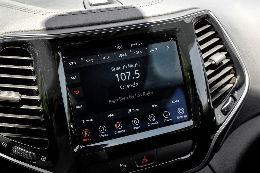 used 2019 Jeep Cherokee car, priced at $21,317