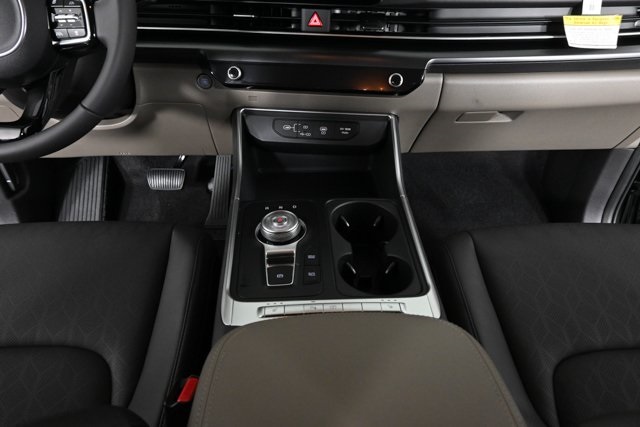new 2026 Kia Carnival Hybrid car, priced at $44,260
