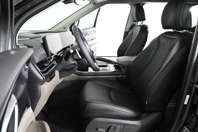 new 2026 Kia Carnival Hybrid car, priced at $44,260