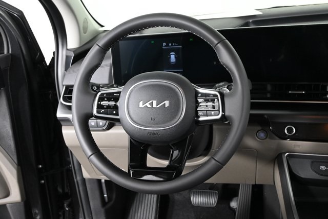 new 2026 Kia Carnival Hybrid car, priced at $44,260
