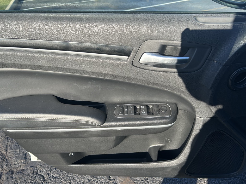 used 2022 Chrysler 300 car, priced at $27,898