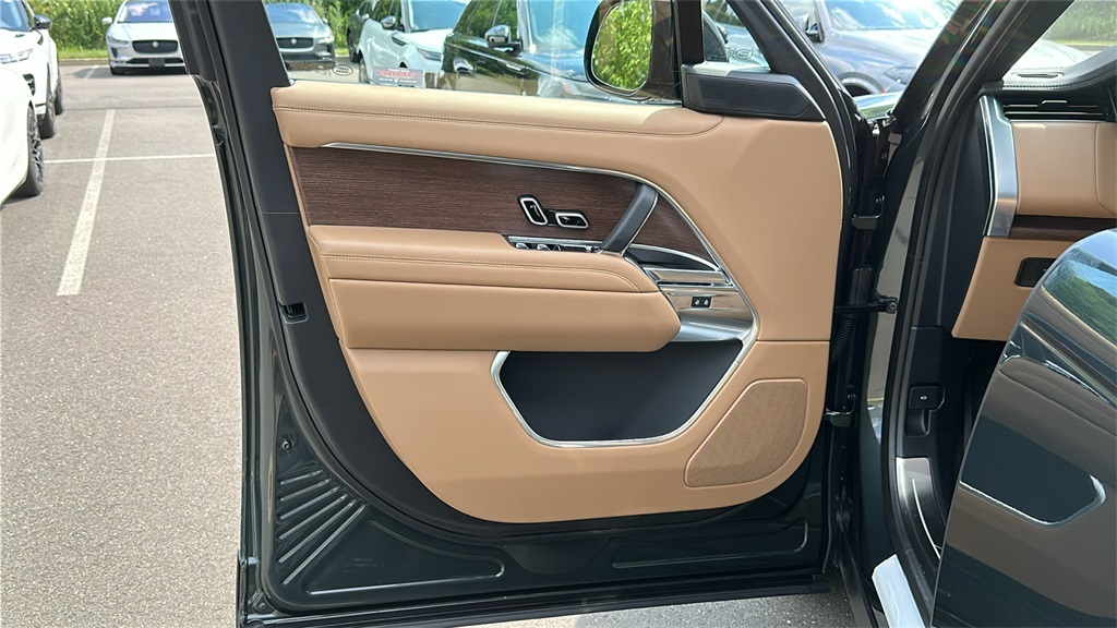 new 2025 Land Rover Range Rover car, priced at $118,920