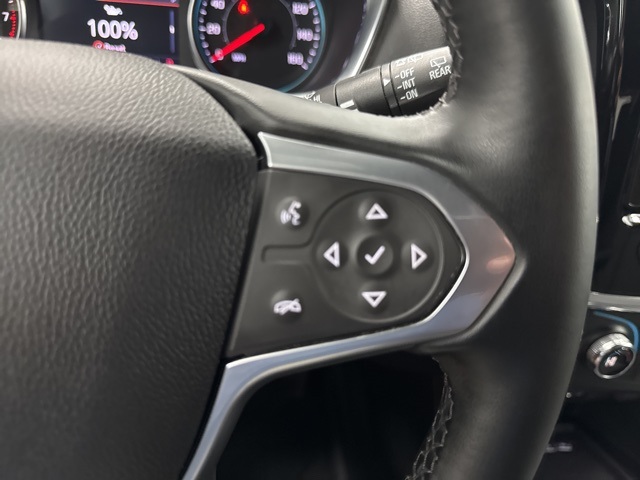 used 2023 Chevrolet Traverse car, priced at $28,988