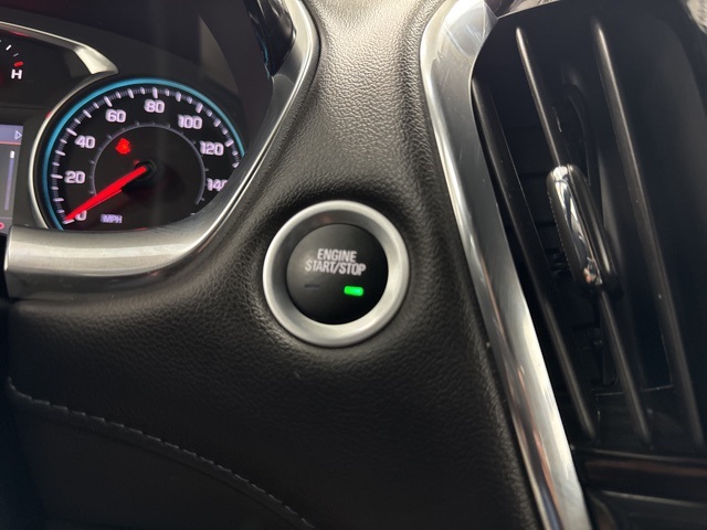 used 2023 Chevrolet Traverse car, priced at $28,988